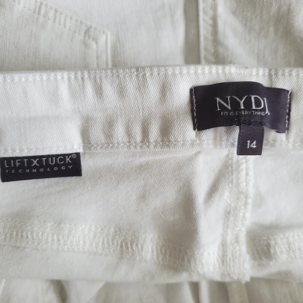 NYDJ Lift Tuck Technology Chloe Capri White Jeans Size 14 - Picture 7 of 14